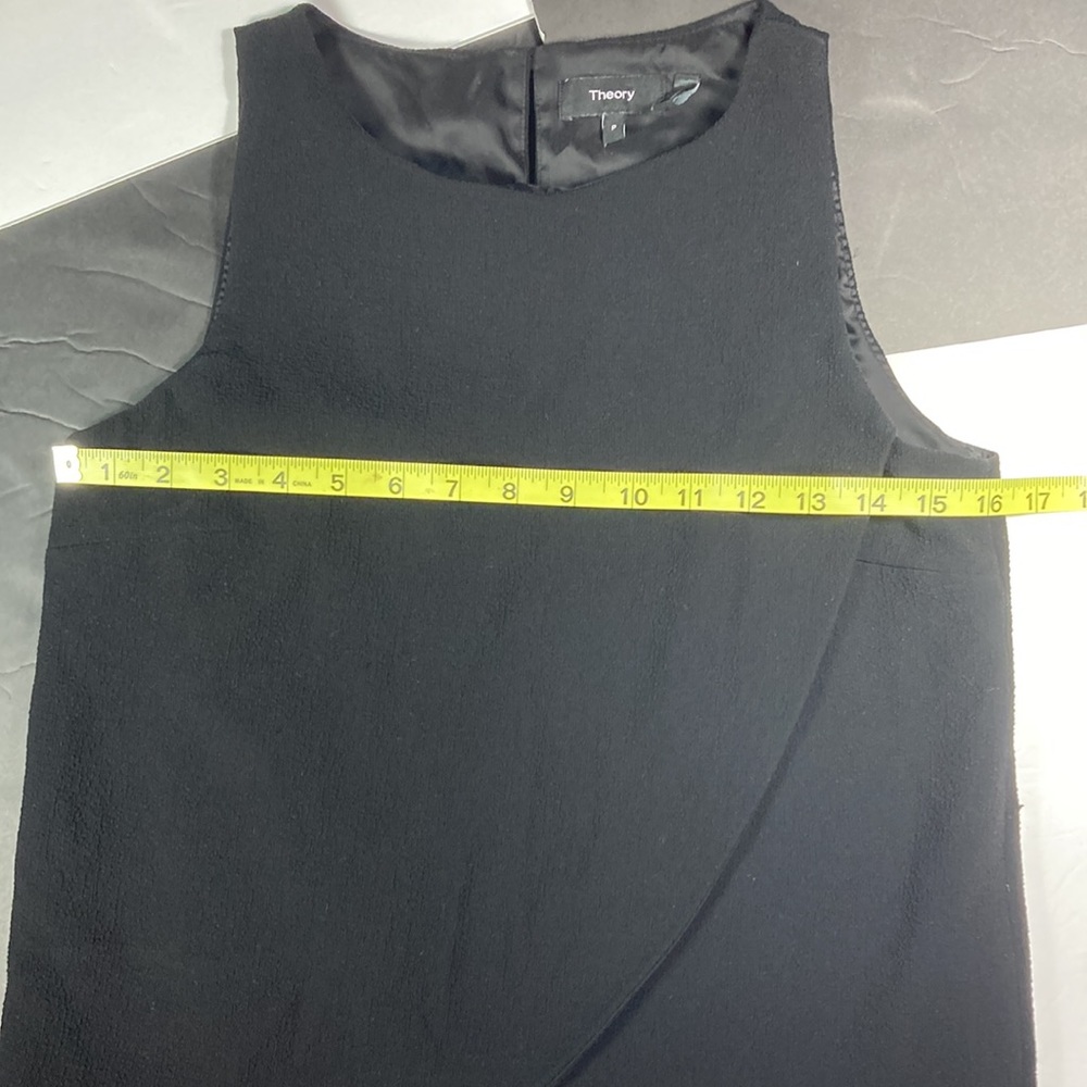 Theory Mintorey Claradon Crepe Shell Top with Tulip Hem - Picture 3 of 6